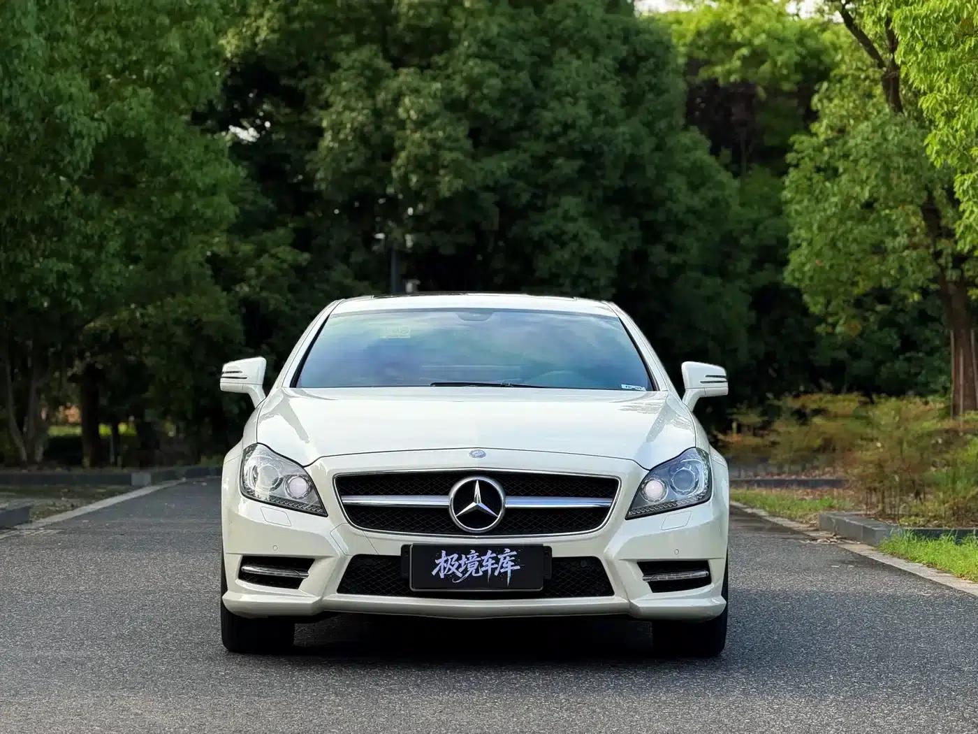 2012 Mercedes-Benz CLS 300 CGI — миниатюра 2