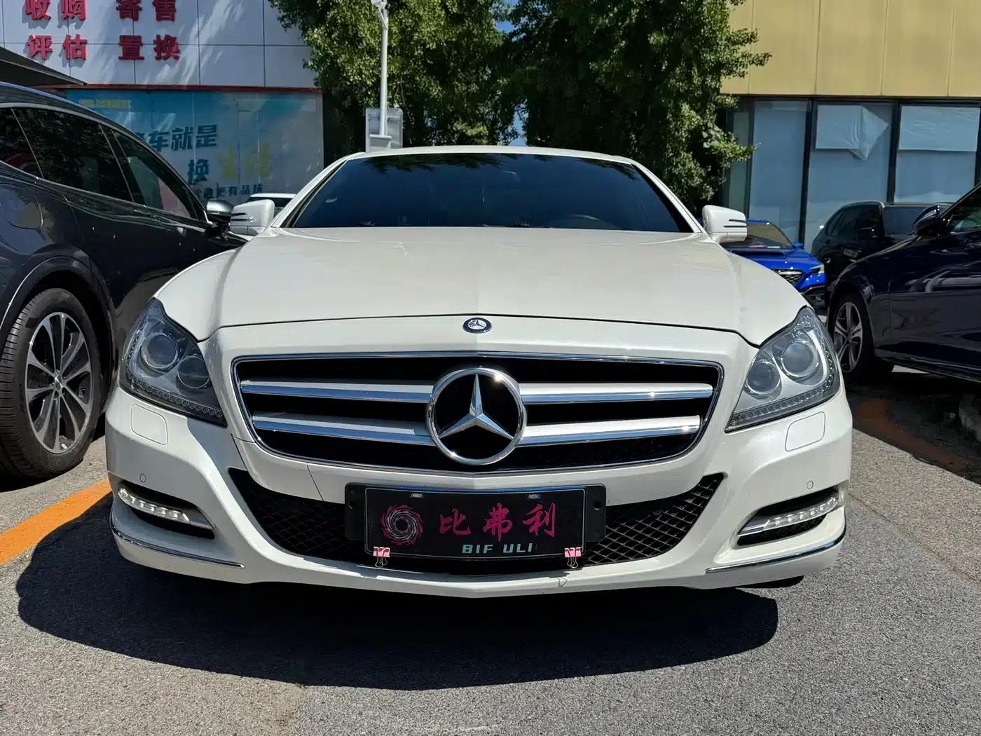 2012 Mercedes-Benz CLS 300 CGI — миниатюра 2
