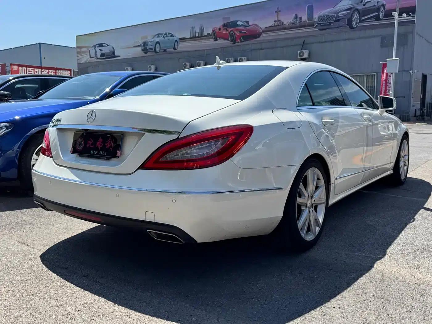 2012 Mercedes-Benz CLS 300 CGI — миниатюра 6