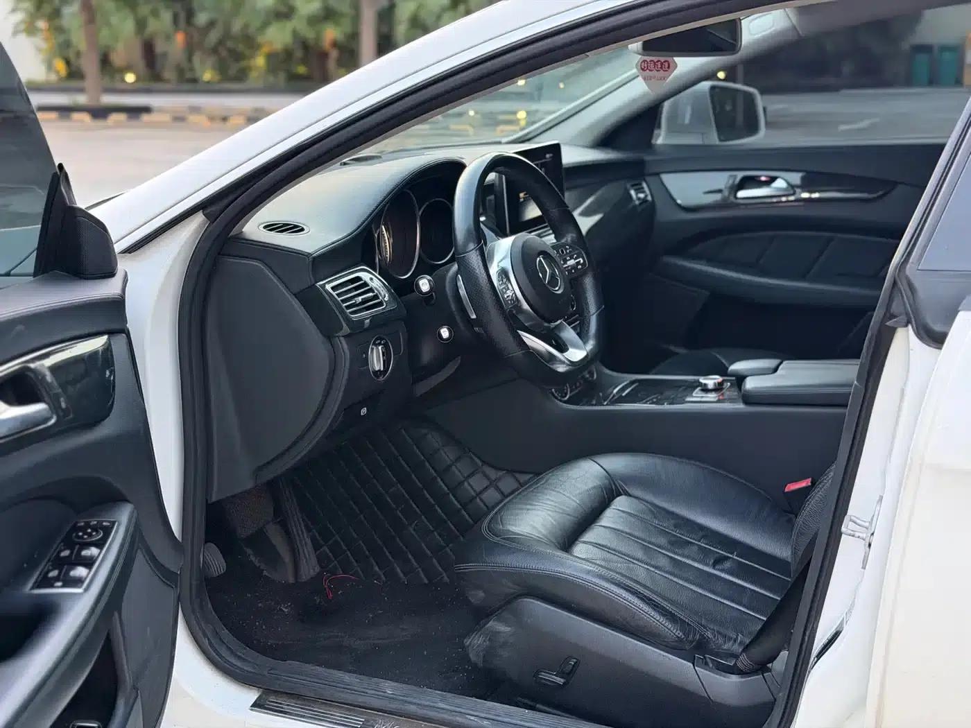 2015 Mercedes-Benz CLS 260 — миниатюра 4