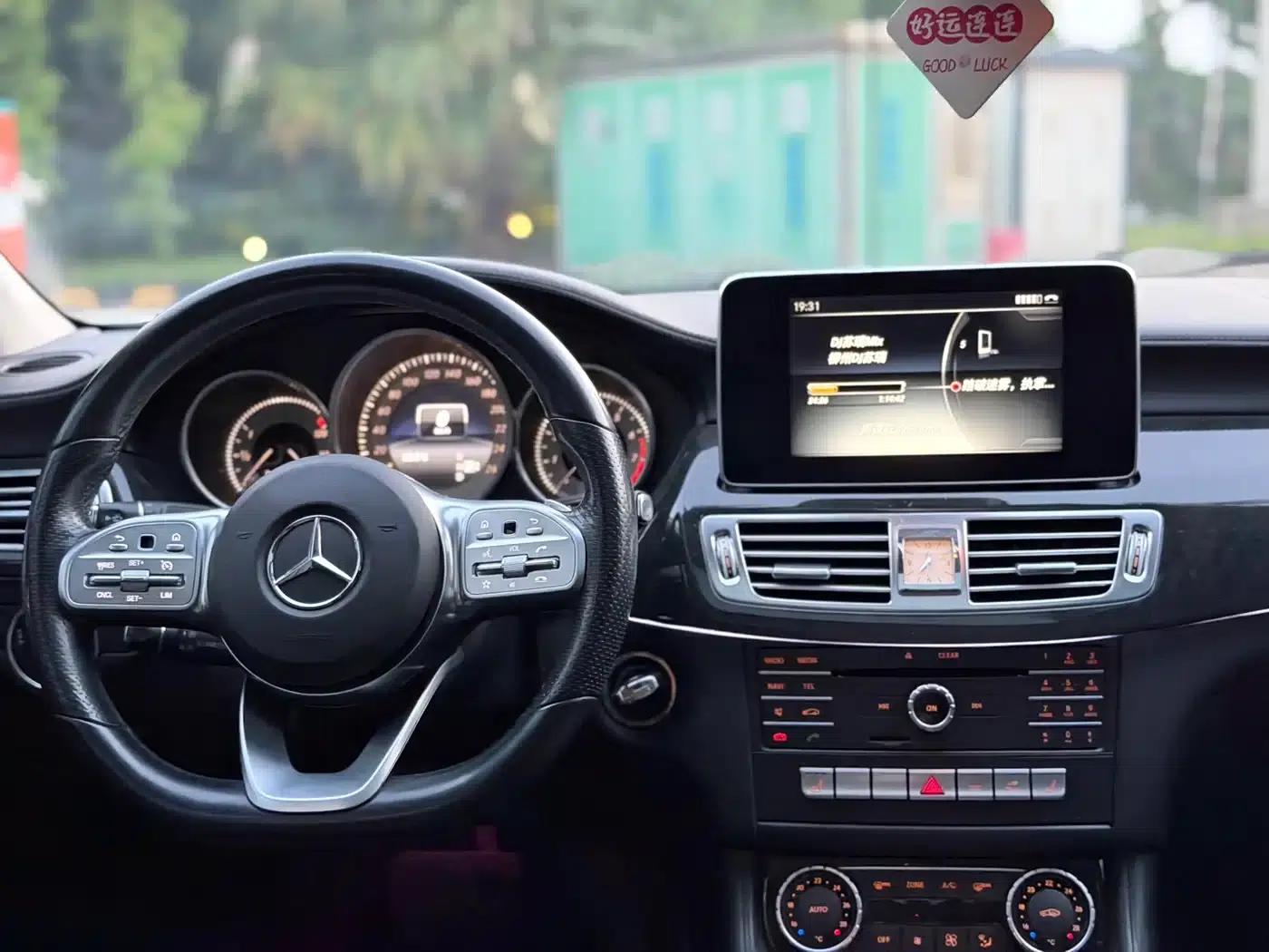 2015 Mercedes-Benz CLS 260 — миниатюра 6