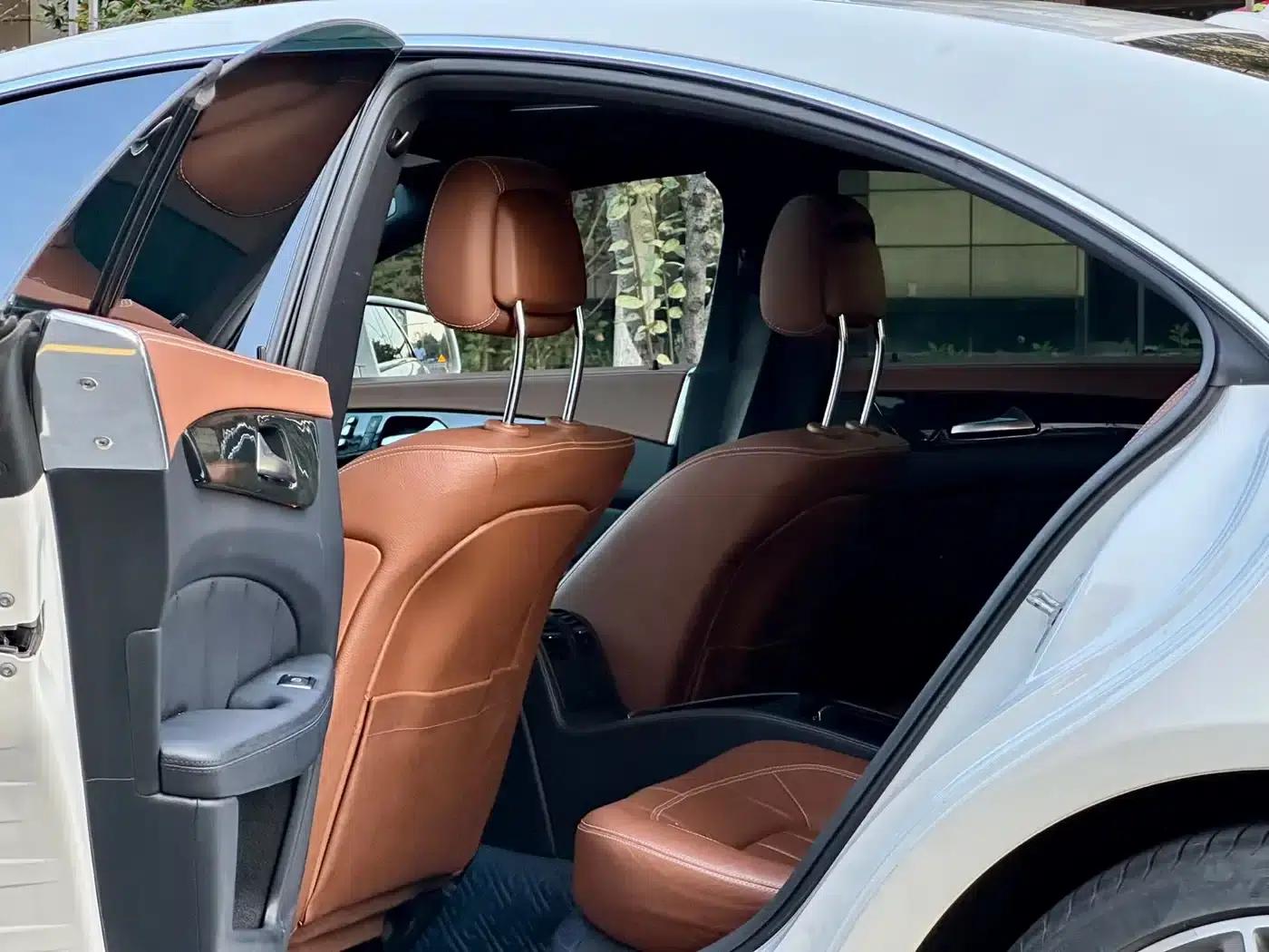 2017 Mercedes-Benz CLS 320 Colorful Edition — миниатюра 15