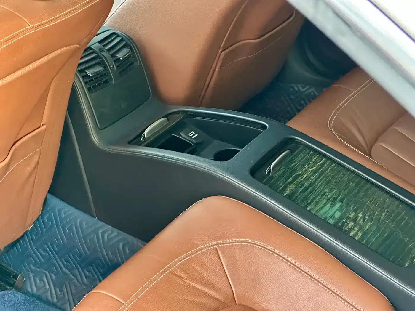 2017 Mercedes-Benz CLS 320 Colorful Edition — миниатюра 16