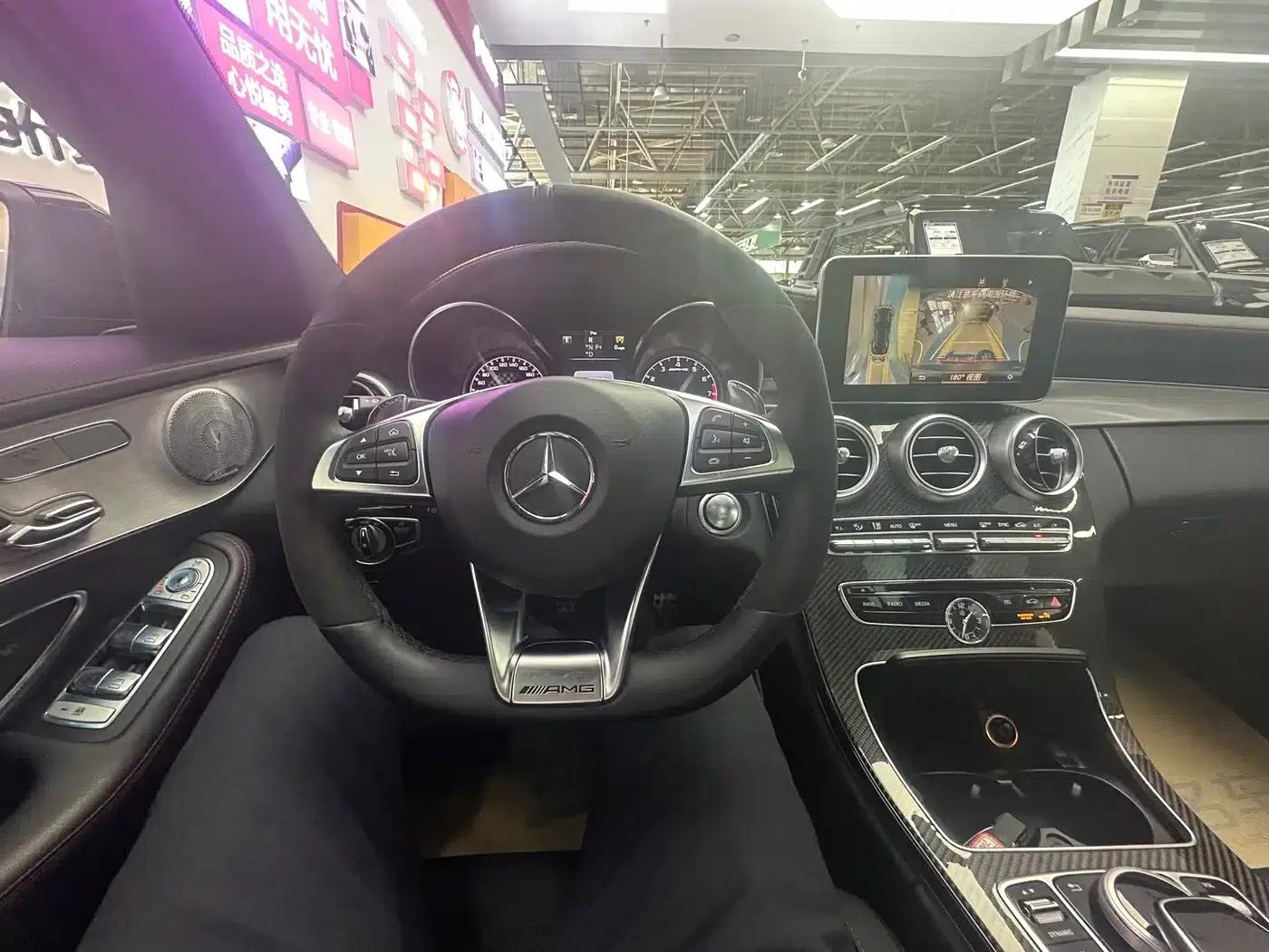 2017 Mercedes-Benz C-Class AMG C 43 4MATIC Special Edition — миниатюра 16