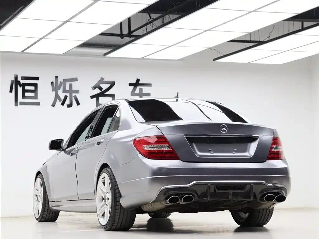2010 Mercedes-Benz C-Class AMG C 63 Dynamic Enhanced Edition — миниатюра 24