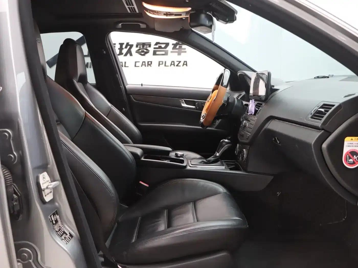 2010 Mercedes-Benz C-Class AMG C 63 Dynamic Enhanced Edition — миниатюра 12