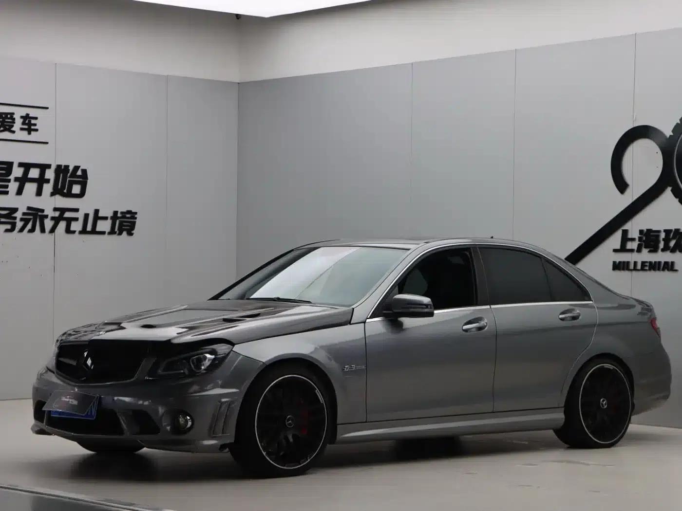 2010 Mercedes-Benz C-Class AMG C 63 Dynamic Enhanced Edition — миниатюра 3