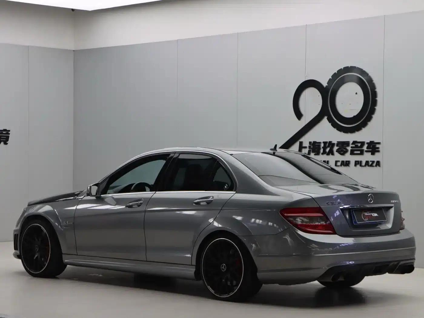 2010 Mercedes-Benz C-Class AMG C 63 Dynamic Enhanced Edition — миниатюра 4