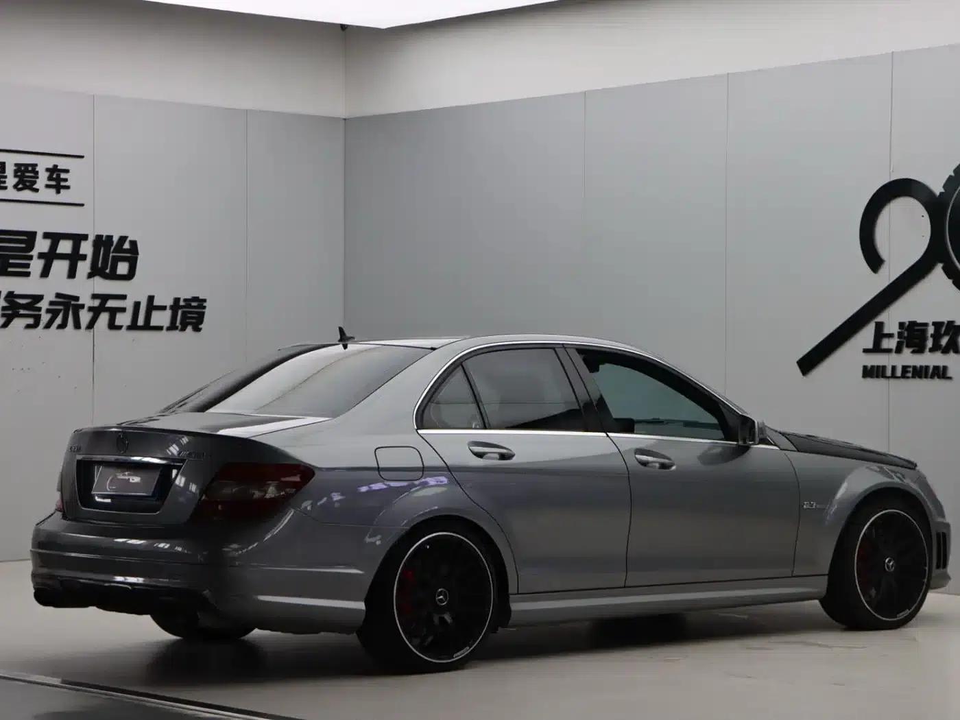 2010 Mercedes-Benz C-Class AMG C 63 Dynamic Enhanced Edition — миниатюра 5