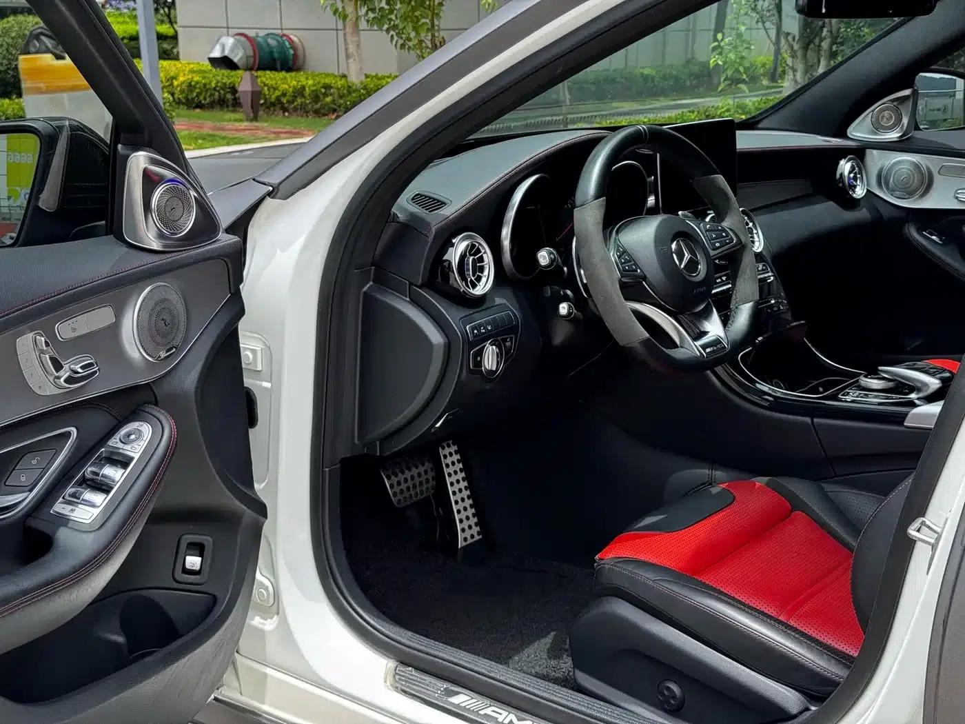 2015 Mercedes-Benz C-Class AMG C 63 — миниатюра 11
