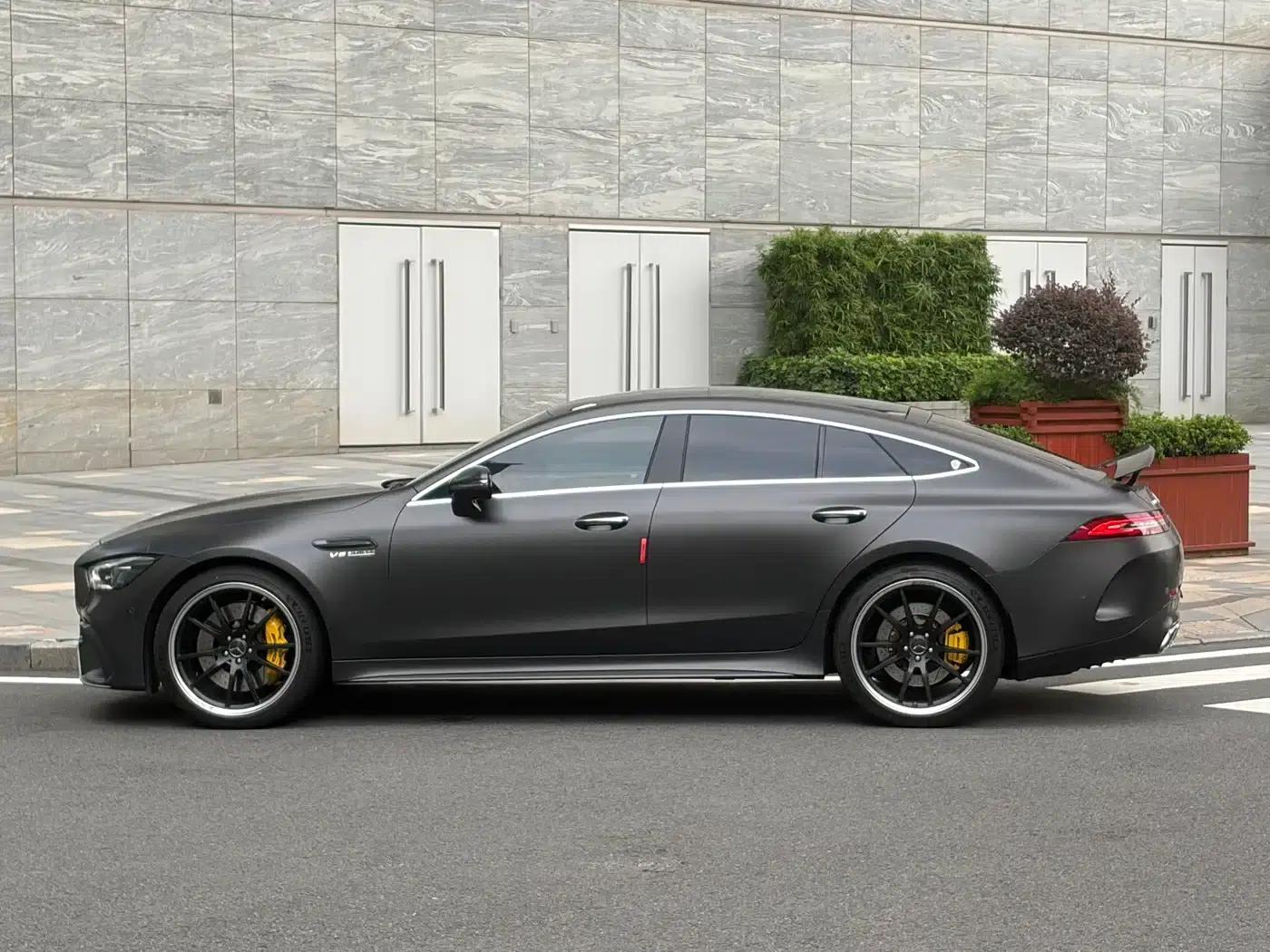 2019 AMG GT 63 S 4MATIC+ four-door coupe — миниатюра 3