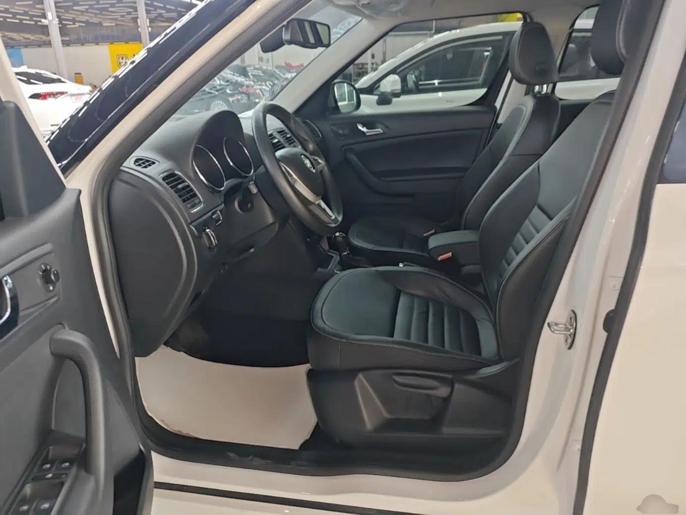 Skoda Yeti 2017 TSI280 DSG Innovation Edition — миниатюра 17