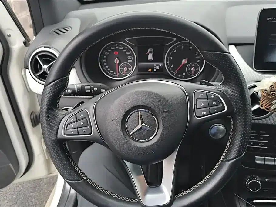 2019 Mercedes-Benz B-Class B 200 Dynamic — миниатюра 15