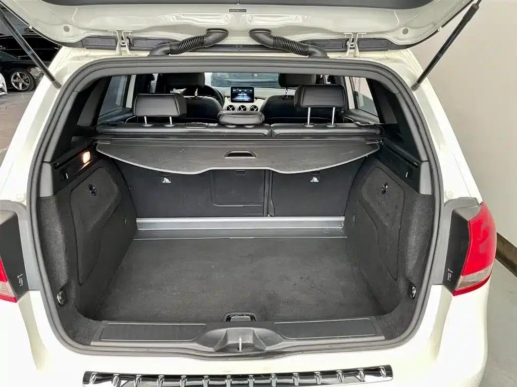 2019 Mercedes-Benz B-Class B 200 Dynamic — миниатюра 19