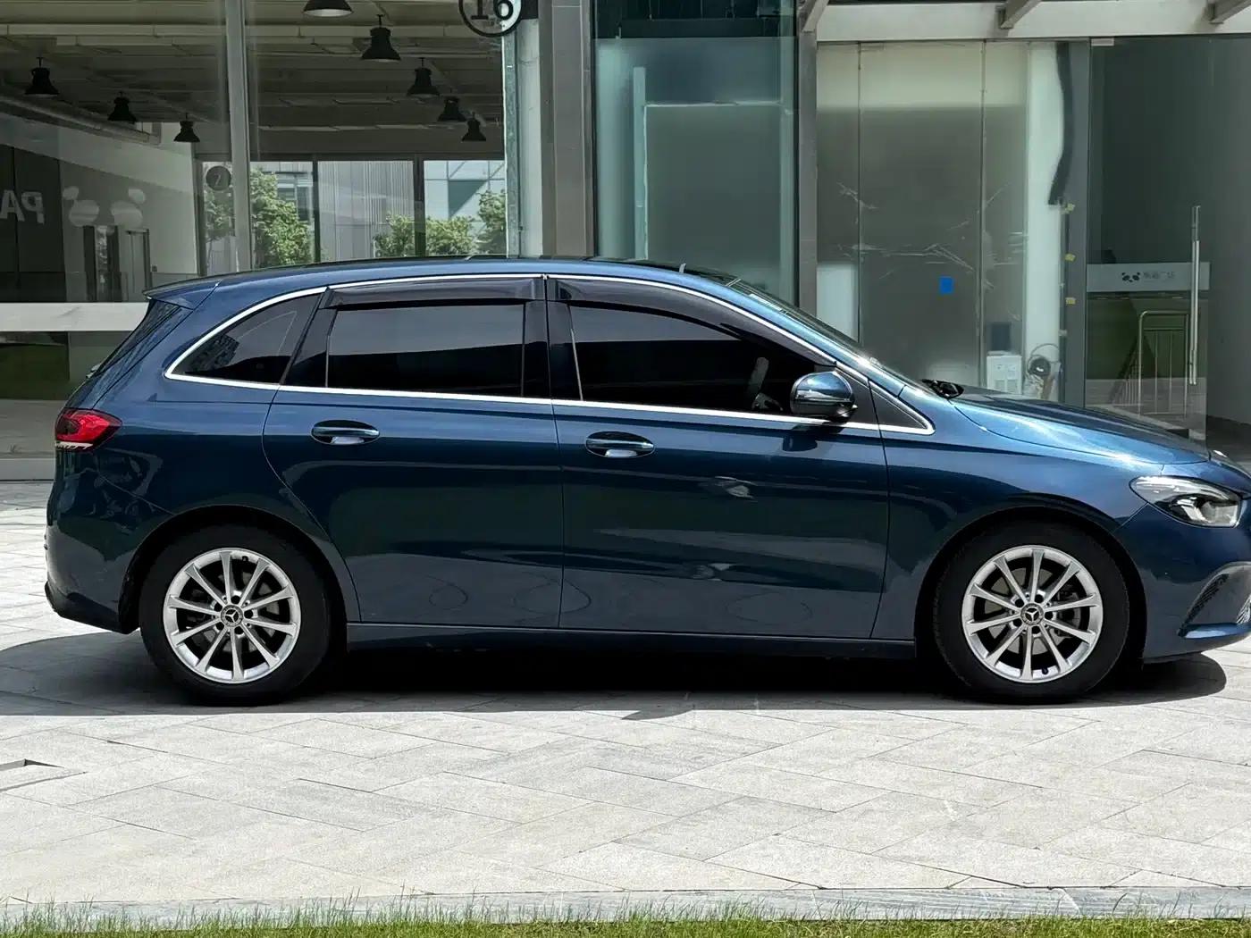 Mercedes-Benz B-Class 2021 B 200 Fashion Edition — миниатюра 13