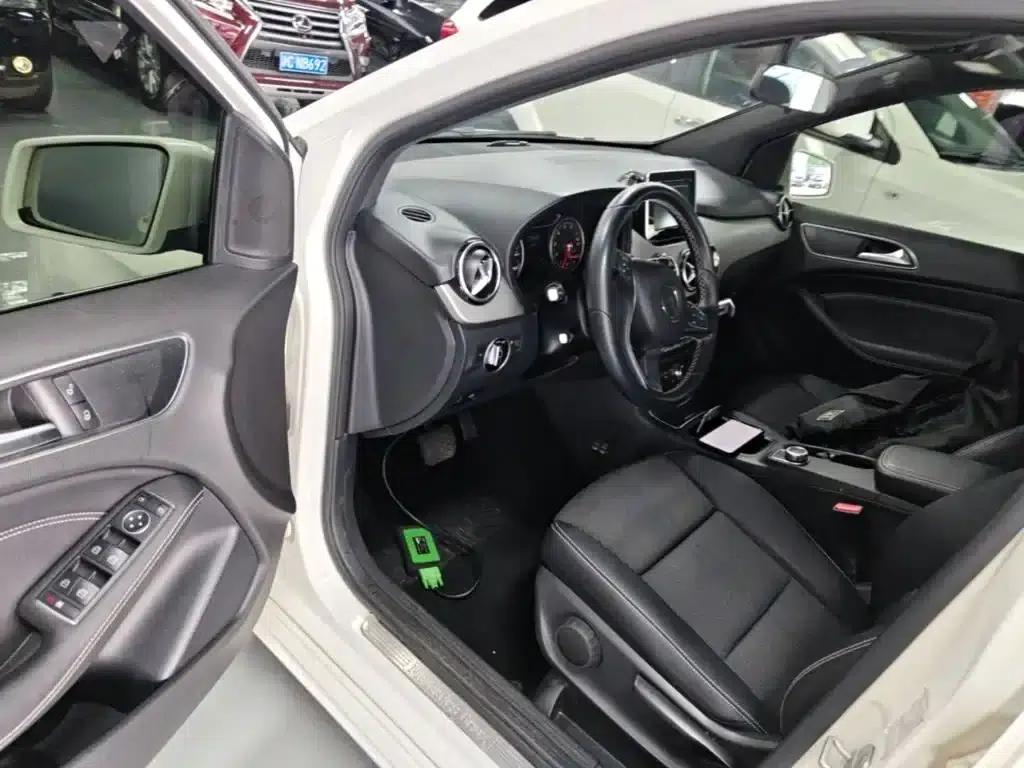 2015 Mercedes-Benz B-Class B 200 Dynamic — миниатюра 16