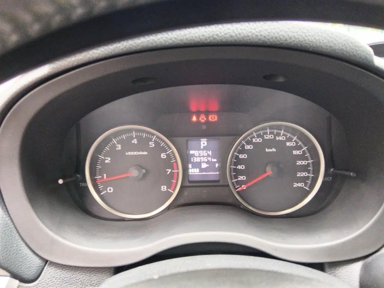 Subaru XV 2014 2.0i Elite Edition — миниатюра 11