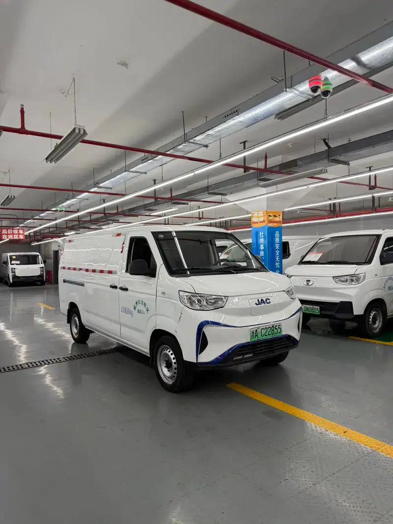 Blue Cat 2023 M1 Innovation and 38.64kWh Flagship Edition — миниатюра 3