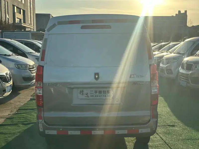 New Hiace X30L 2021 Model 1.5L Business Central Air Conditioning Van (National VI Emission Standard) SWC15M — миниатюра 5