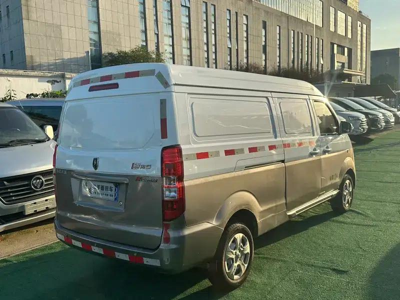 New Hiace X30L 2021 Model 1.5L Business Central Air Conditioning Van (National VI Emission Standard) SWC15M — миниатюра 6