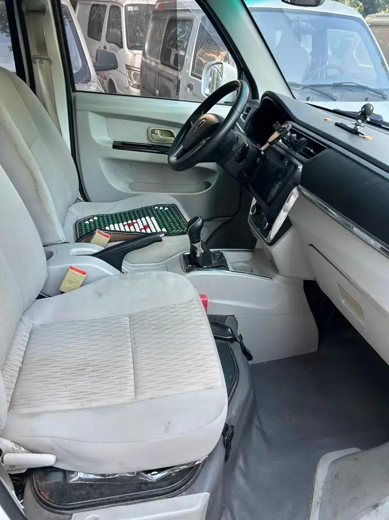 New Hiace X30L 2018 1.5L Wealth Edition DLCG14 — миниатюра 8