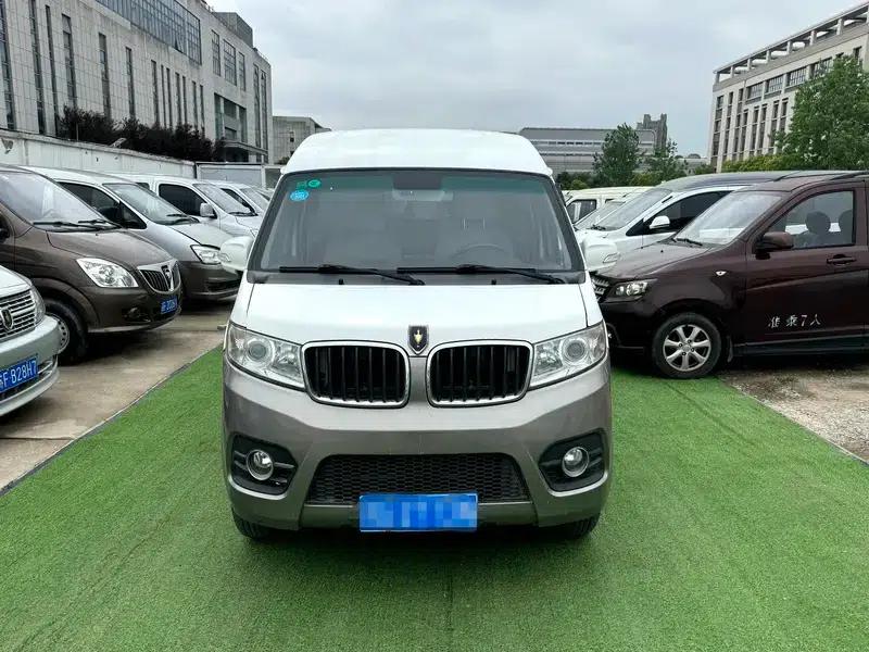 New Hiace X30L 2019 Model 1.5L Van Business Edition SWC15M — миниатюра 2