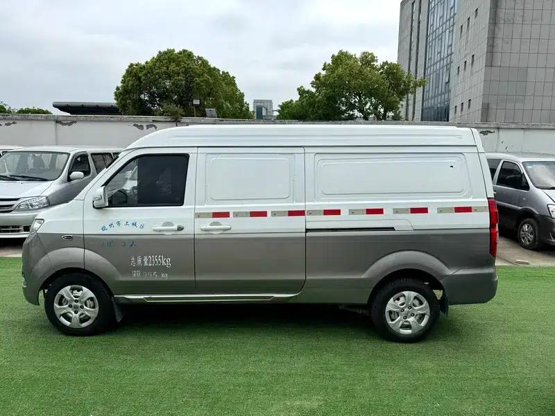 New Hiace X30L 2019 Model 1.5L Van Business Edition SWC15M — миниатюра 4