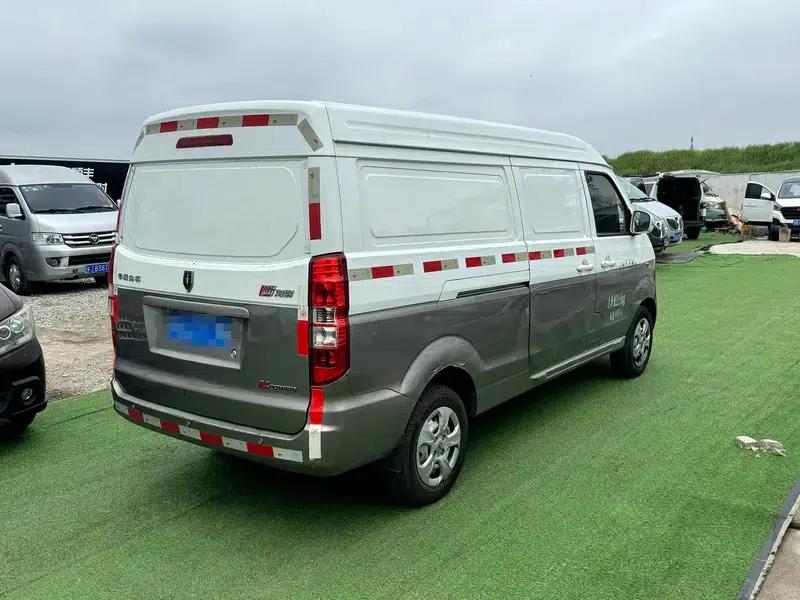 New Hiace X30L 2019 Model 1.5L Van Business Edition SWC15M — миниатюра 7
