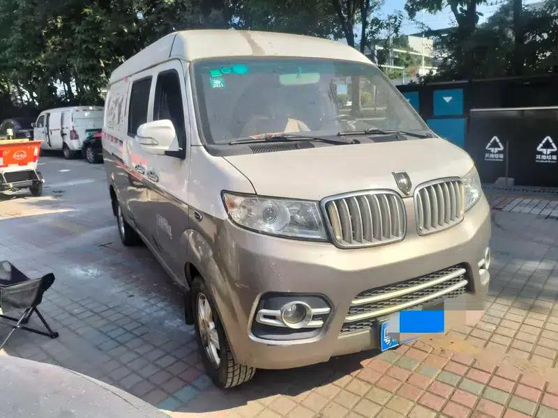 New Hiace X30L 2019 Model 1.5L Van Wealth Edition SWC15M — миниатюра 3