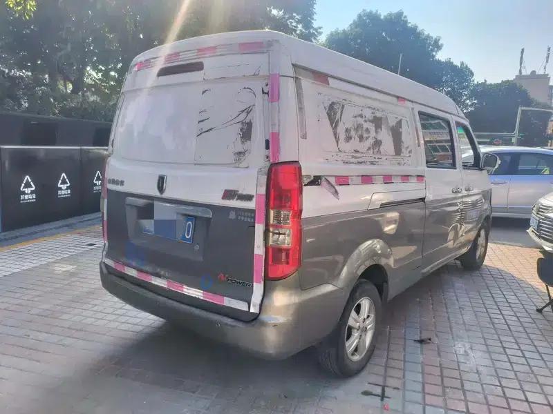 New Hiace X30L 2019 Model 1.5L Van Wealth Edition SWC15M — миниатюра 6