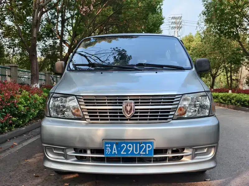 Jinbei Express 2020 2.0L Upgraded Business 9-Seater V19 National V Emission Standard — миниатюра 2