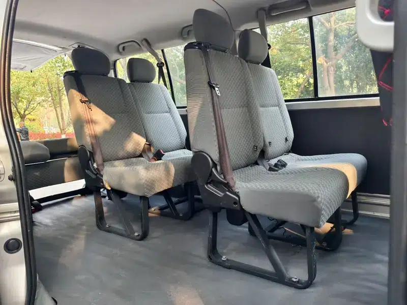 Jinbei Express 2020 2.0L Upgraded Business 9-Seater V19 National V Emission Standard — миниатюра 7