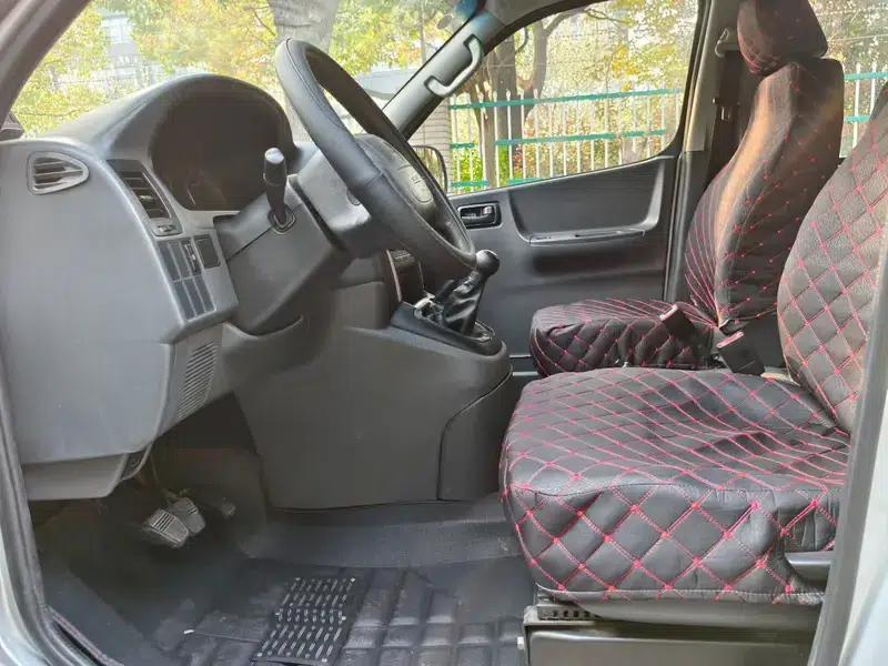 Jinbei Express 2020 2.0L Upgraded Business 9-Seater V19 National V Emission Standard — миниатюра 9