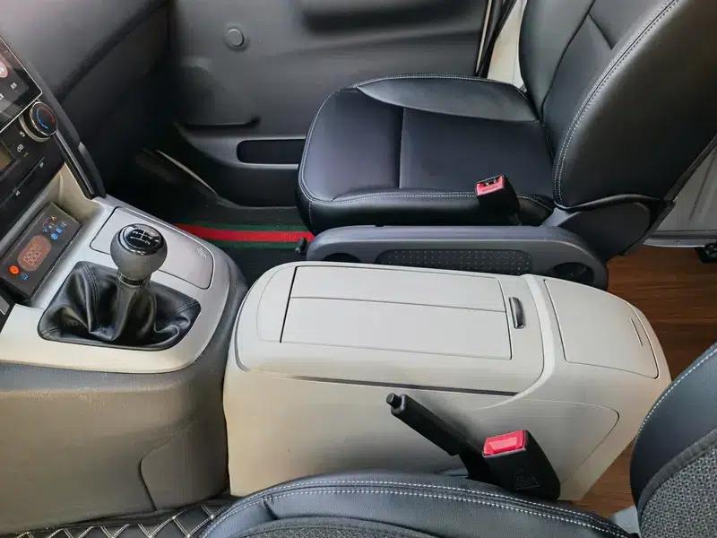 Jinbei Express 2020 2.0L Upgraded Standard 6-Seater 1TZS National VI Emission Standard — миниатюра 15
