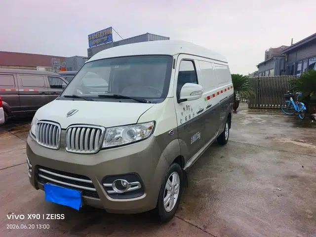 New Hiace 2021 1.5L Manual Front-Wheel Drive 2-Seater Factory Custom Edition