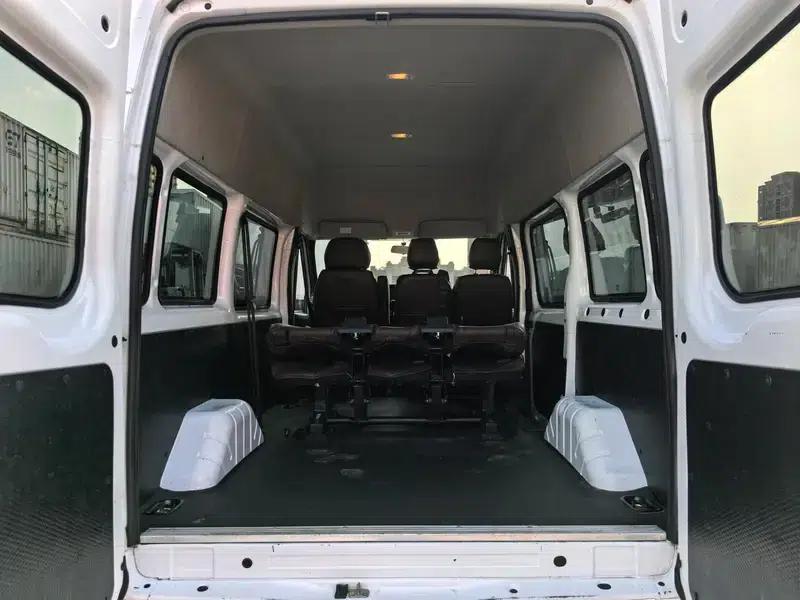 Fushun 2022 2.0T Diesel Multi-purpose Passenger Vehicle, Short Wheelbase, Medium-High Roof, 6 Seats, JX4D20A6H — миниатюра 17