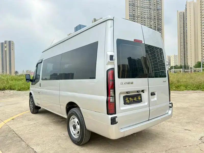 Fu Shun 2025 2.0T Automatic Rear-Wheel Drive 7-Seater Factory Custom Edition — миниатюра 5