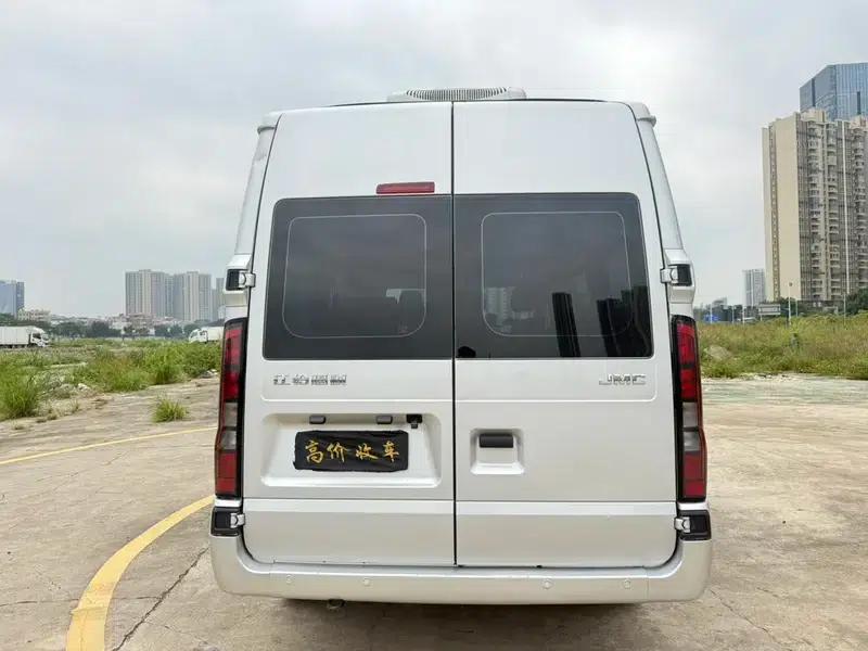 Fu Shun 2025 2.0T Automatic Rear-Wheel Drive 7-Seater Factory Custom Edition — миниатюра 6