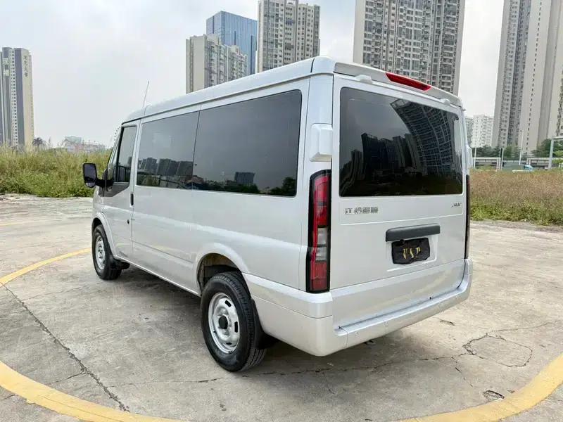 Fushun 2024 2.0T Manual Diesel Short Wheelbase Low Roof Commercial Multi-purpose Passenger Vehicle (5 Seats) — миниатюра 5