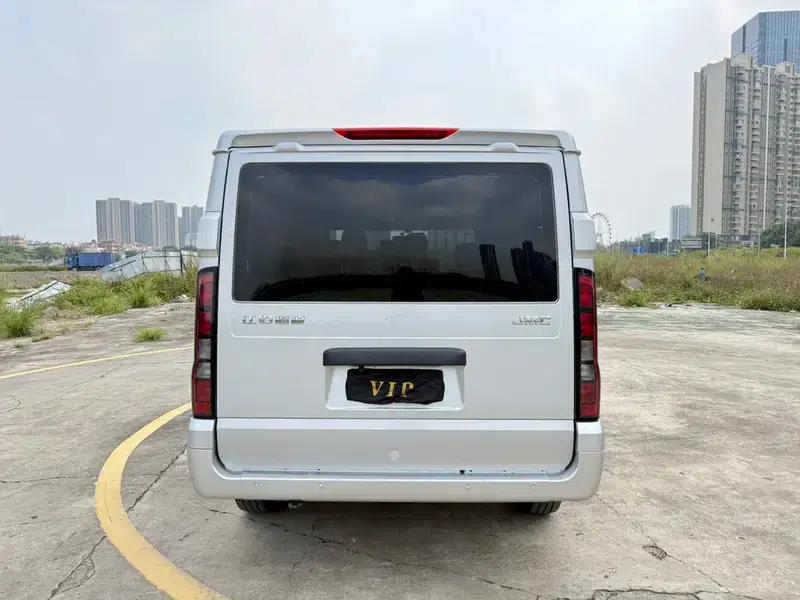 Fushun 2024 2.0T Manual Diesel Short Wheelbase Low Roof Commercial Multi-purpose Passenger Vehicle (5 Seats) — миниатюра 6