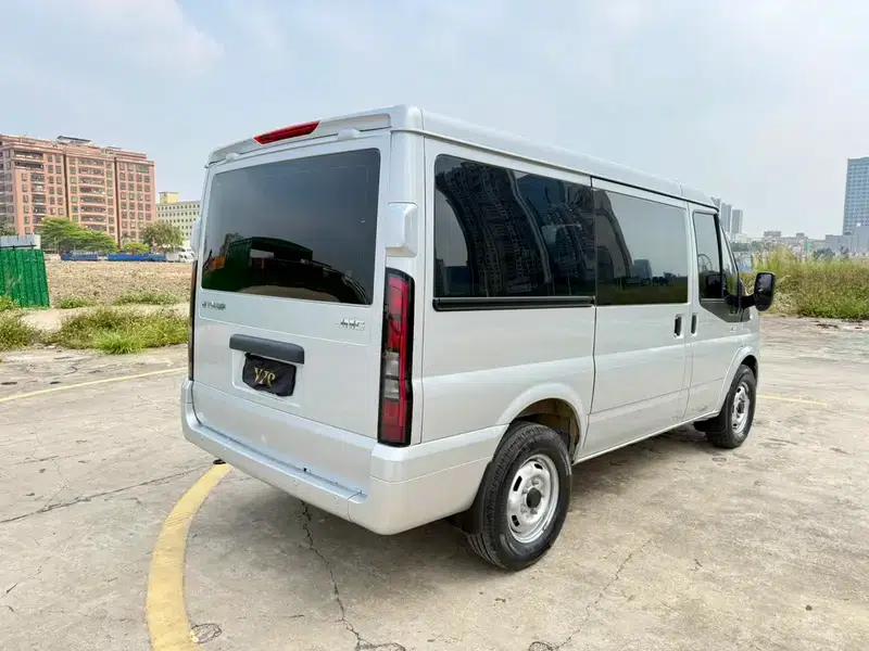 Fushun 2024 2.0T Manual Diesel Short Wheelbase Low Roof Commercial Multi-purpose Passenger Vehicle (5 Seats) — миниатюра 7