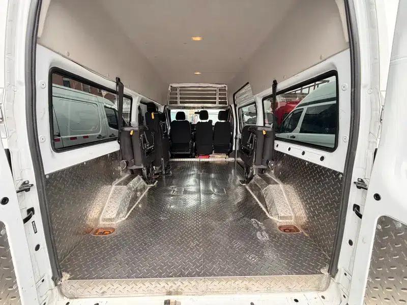 Fushun 2023 2.0T Manual Diesel Mid-Wheelbase Mid-Roof Commercial Multi-Purpose Passenger Van (7 Seats) — миниатюра 11