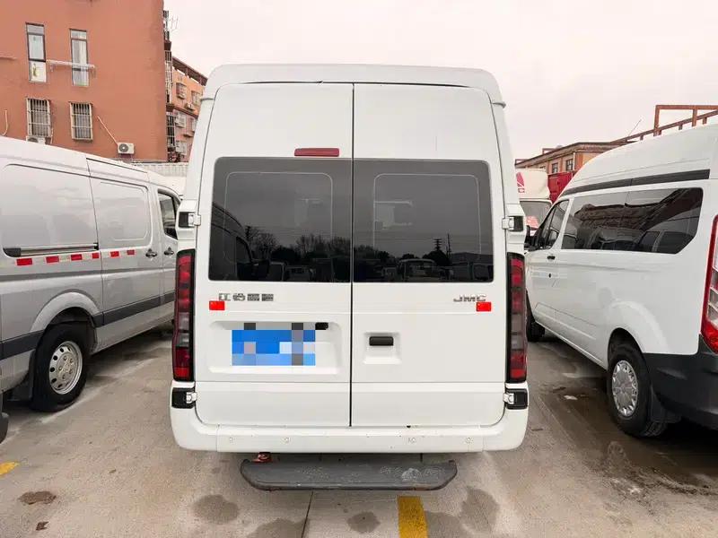 Fushun 2023 2.0T Manual Diesel Mid-Wheelbase Mid-Roof Commercial Multi-Purpose Passenger Van (7 Seats) — миниатюра 5