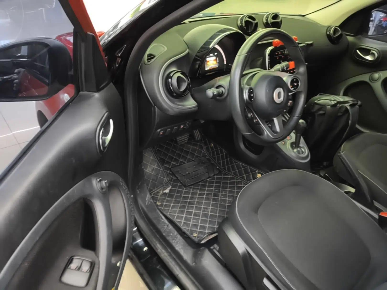 smart forfour 2018 1.0L 52kW Passion Edition — миниатюра 18