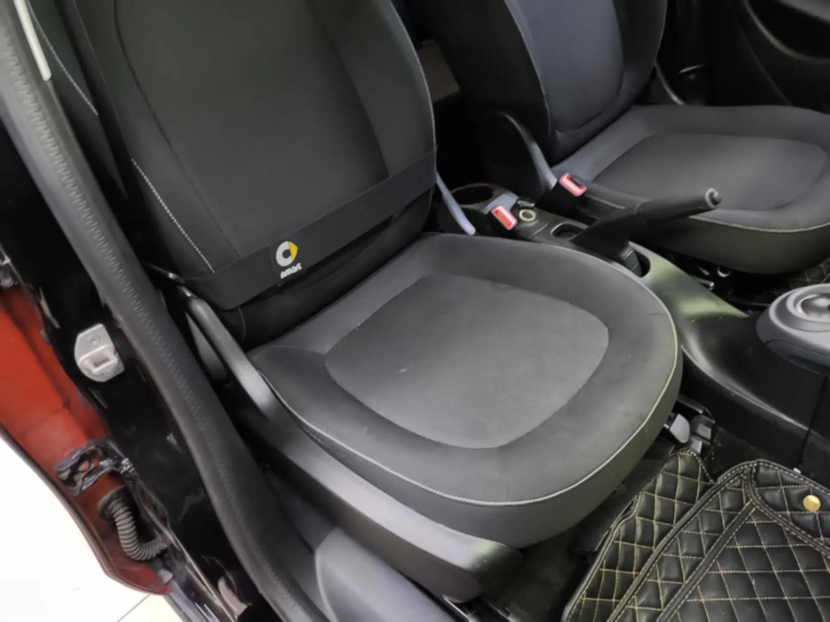 smart forfour 2018 1.0L 52kW Passion Edition — миниатюра 19
