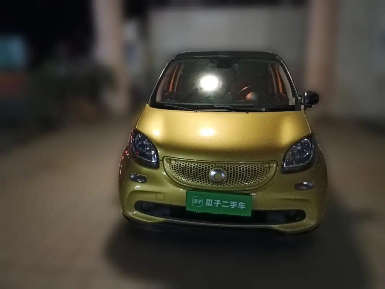smart forfour 2016 1.0L 52 kW Dynamic Edition — миниатюра 2