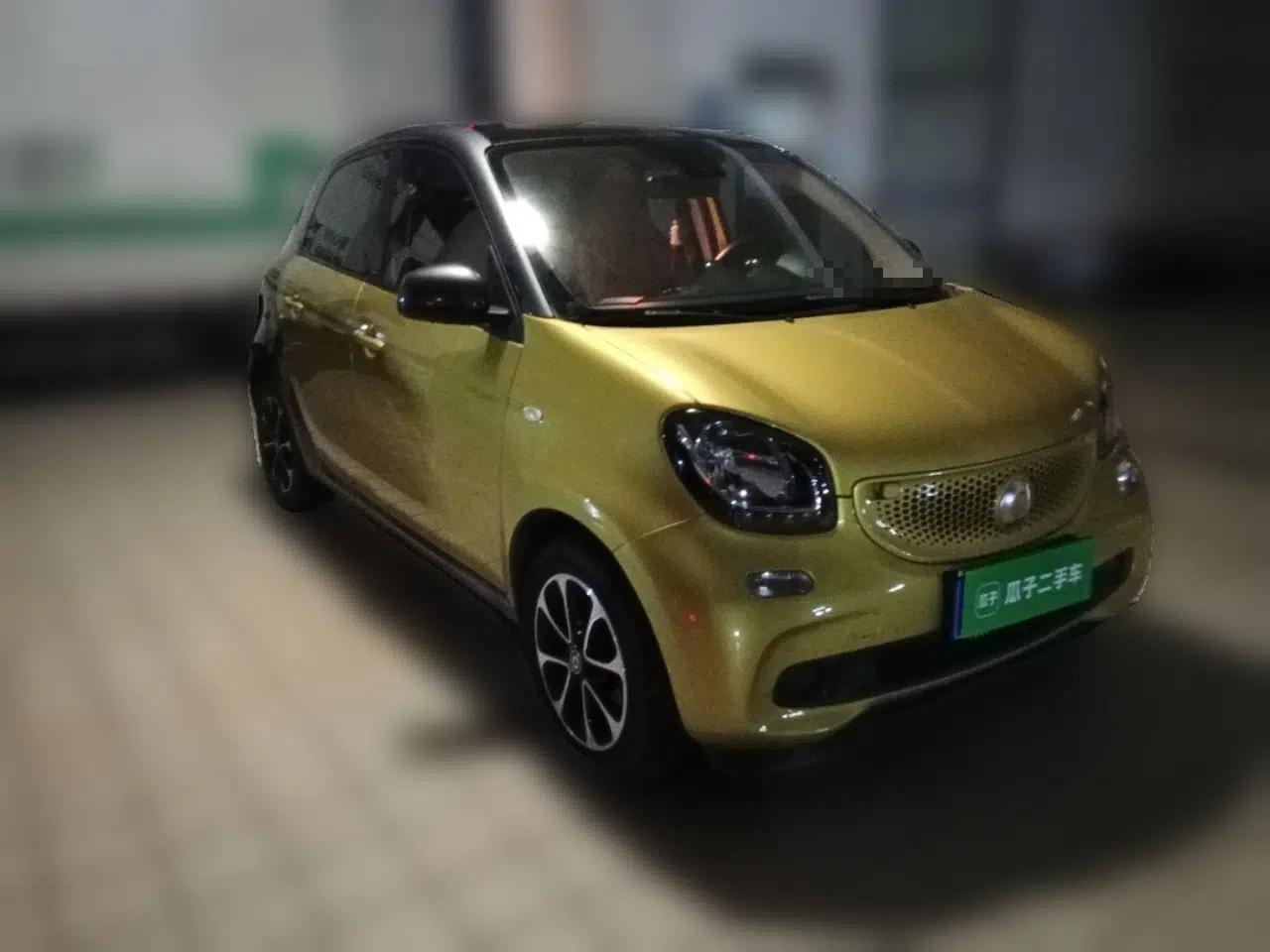smart forfour 2016 1.0L 52 kW Dynamic Edition — миниатюра 3