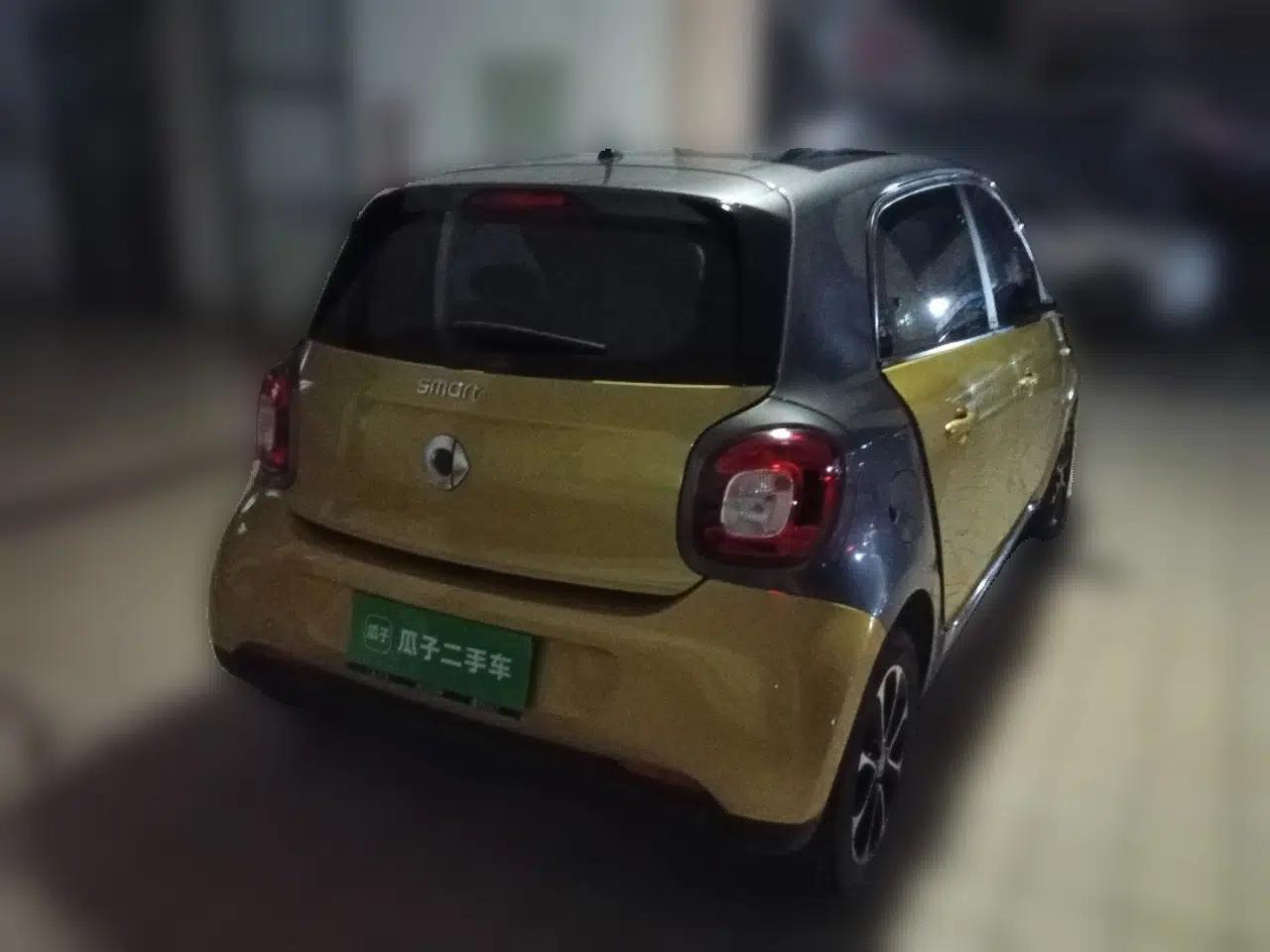 smart forfour 2016 1.0L 52 kW Dynamic Edition — миниатюра 6