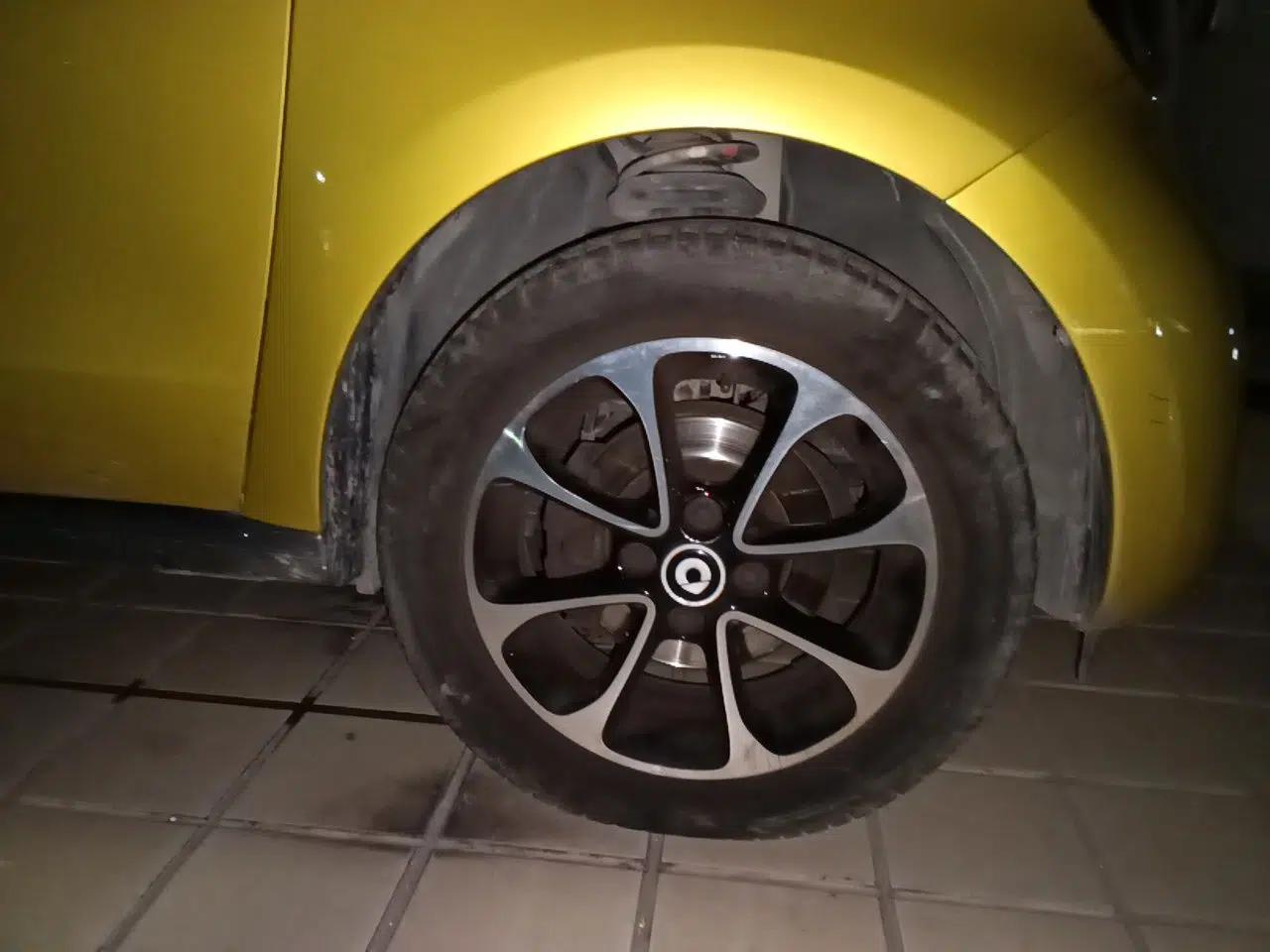 smart forfour 2016 1.0L 52 kW Dynamic Edition — миниатюра 8