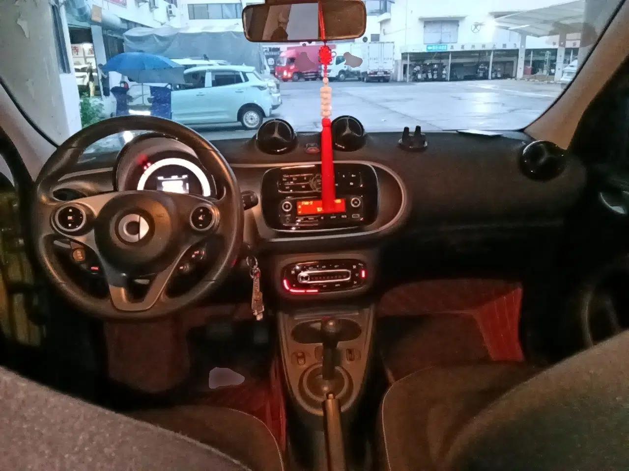 smart forfour 2016 1.0L 52 kW Dynamic Edition — миниатюра 9